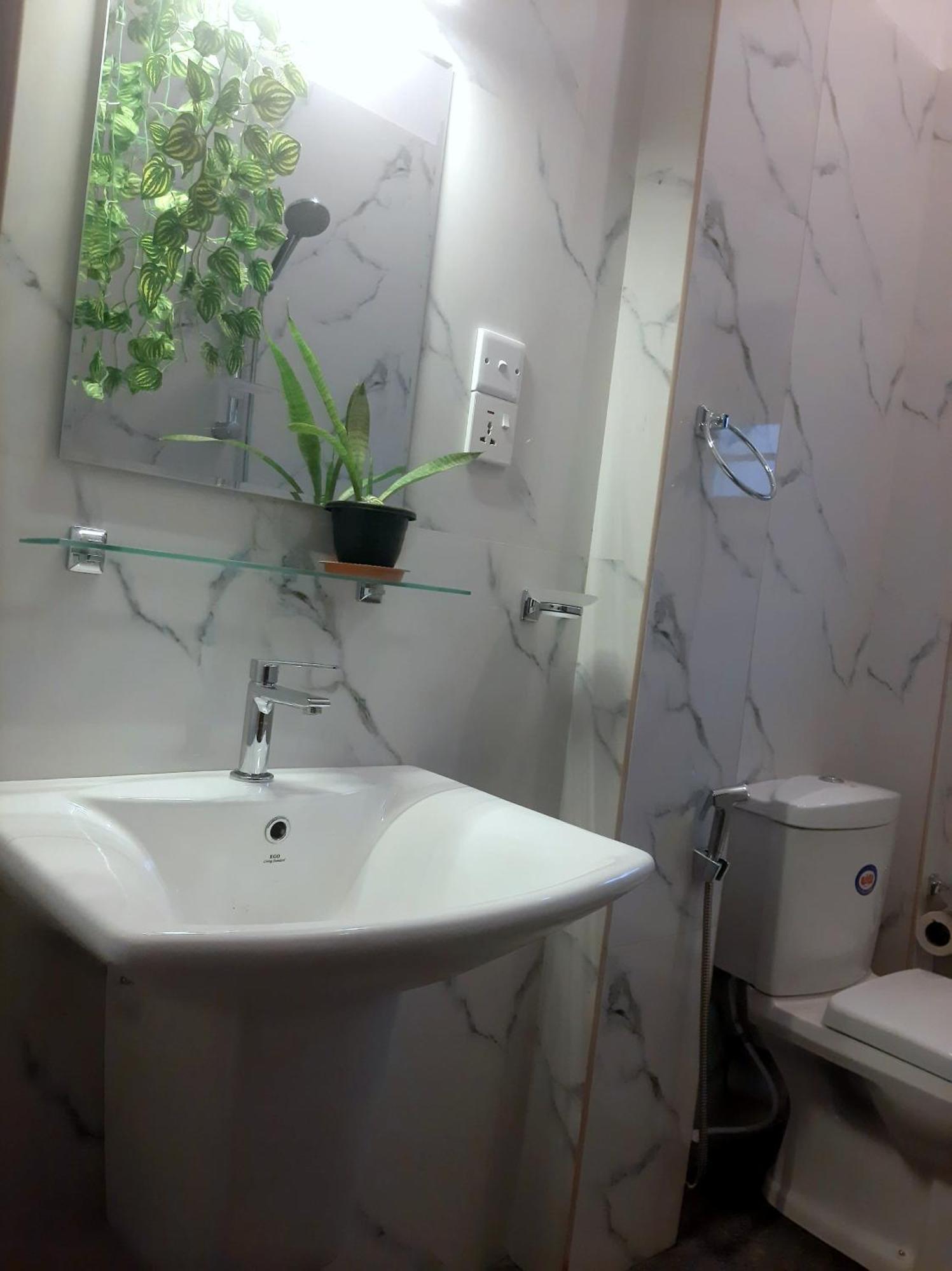 Weerakoon Garden Guest Hotel ฮิกคาดูวา ภายนอก รูปภาพ
